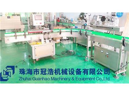 旋蓋機，鋁箔封口機，貼標(biāo)機，噴碼機，整套生產(chǎn)線已完成生產(chǎn)送貨至客戶公司